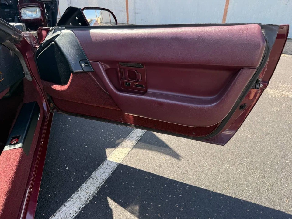 1993 Chevrolet Corvette C4 - Image 13 of 31