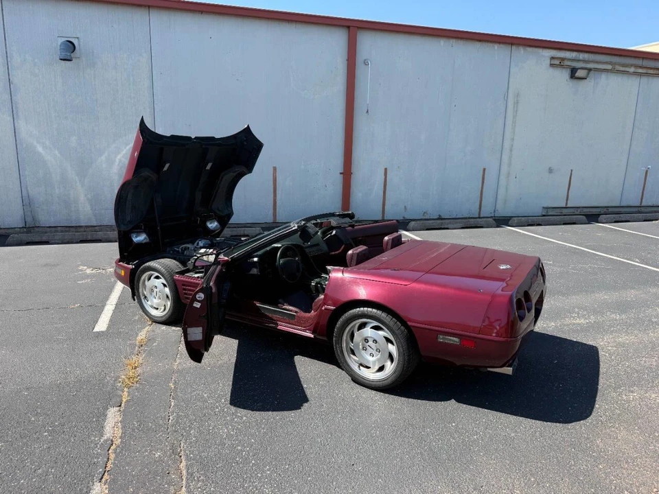 1993 Chevrolet Corvette C4 - Image 20 of 31