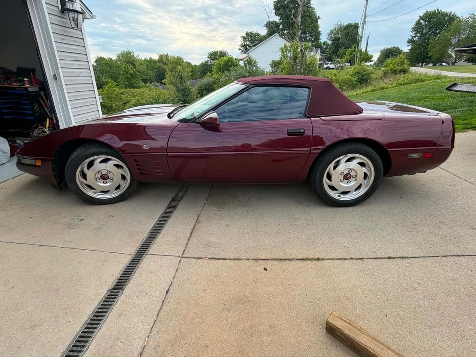 1993 Chevrolet Corvette C4 - Image 6 of 15