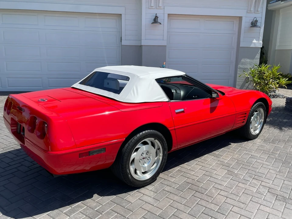 1993 Chevrolet Corvette C4 - Image 12 of 21