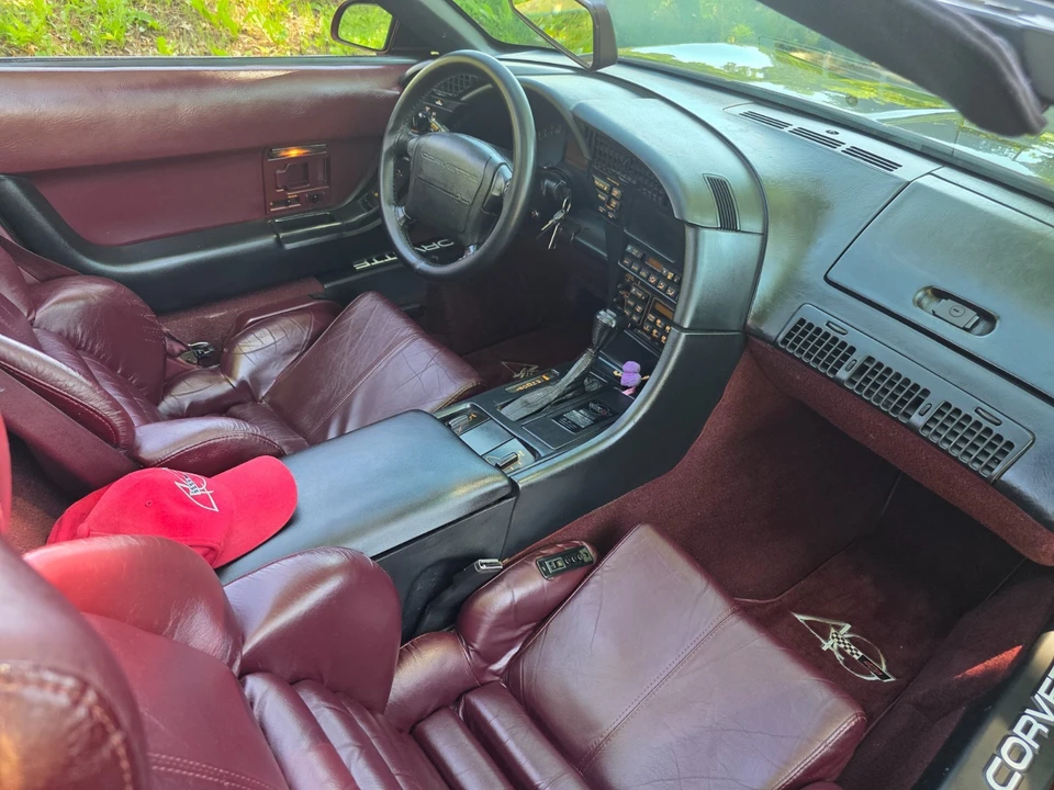 1993 Chevrolet Corvette C4 - Image 20 of 28