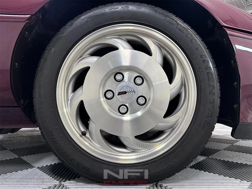 1993 Chevrolet Corvette C4 - Image 25 of 31
