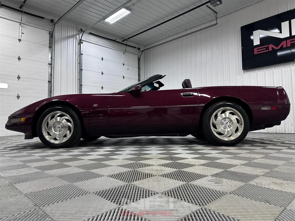 1993 Chevrolet Corvette C4 - Image 20 of 31