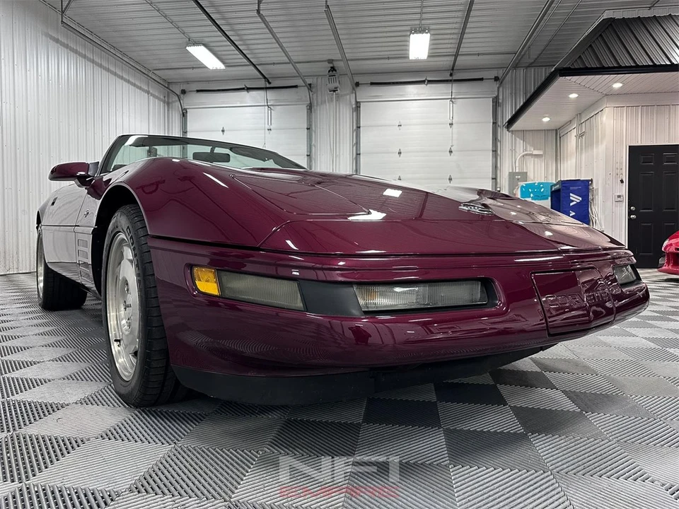 1993 Chevrolet Corvette C4 - Image 24 of 31