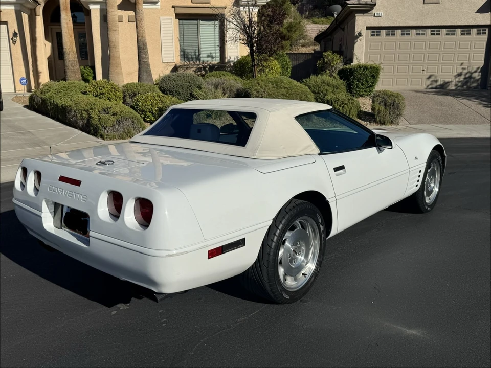 1993 Chevrolet Corvette C4 - Image 5 of 23