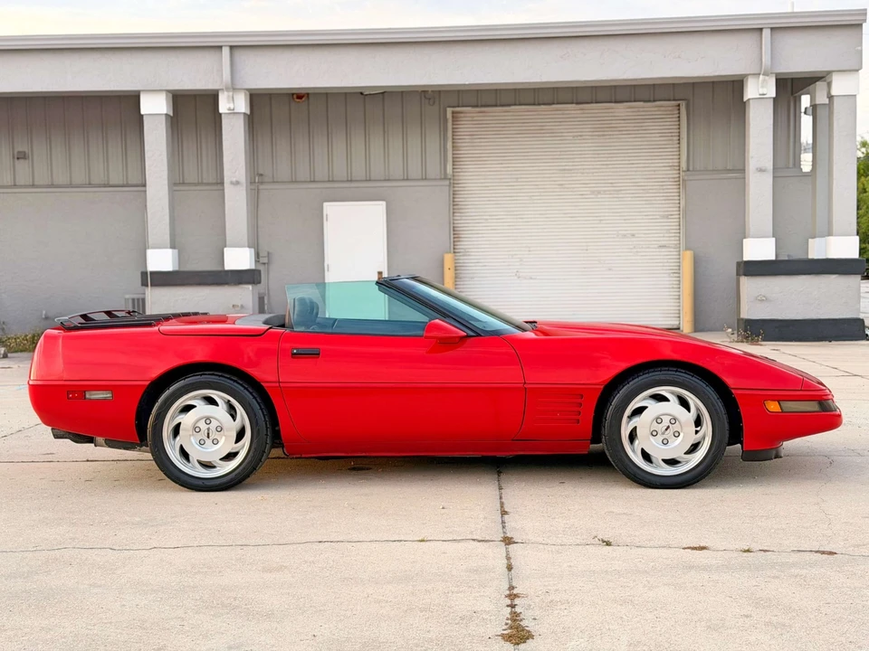 1993 Chevrolet Corvette C4 - Image 4 of 21