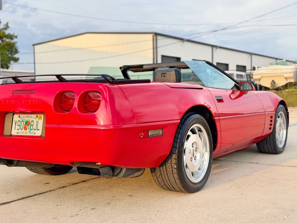 1993 Chevrolet Corvette C4 - Image 10 of 21