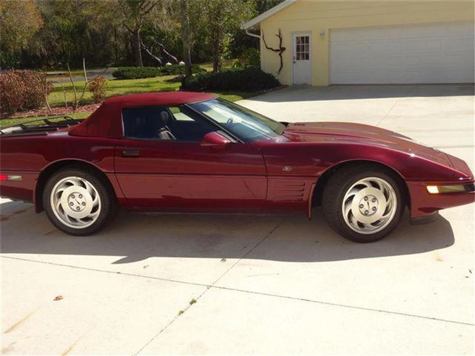 1993 Chevrolet Corvette C4 - Image 16 of 31