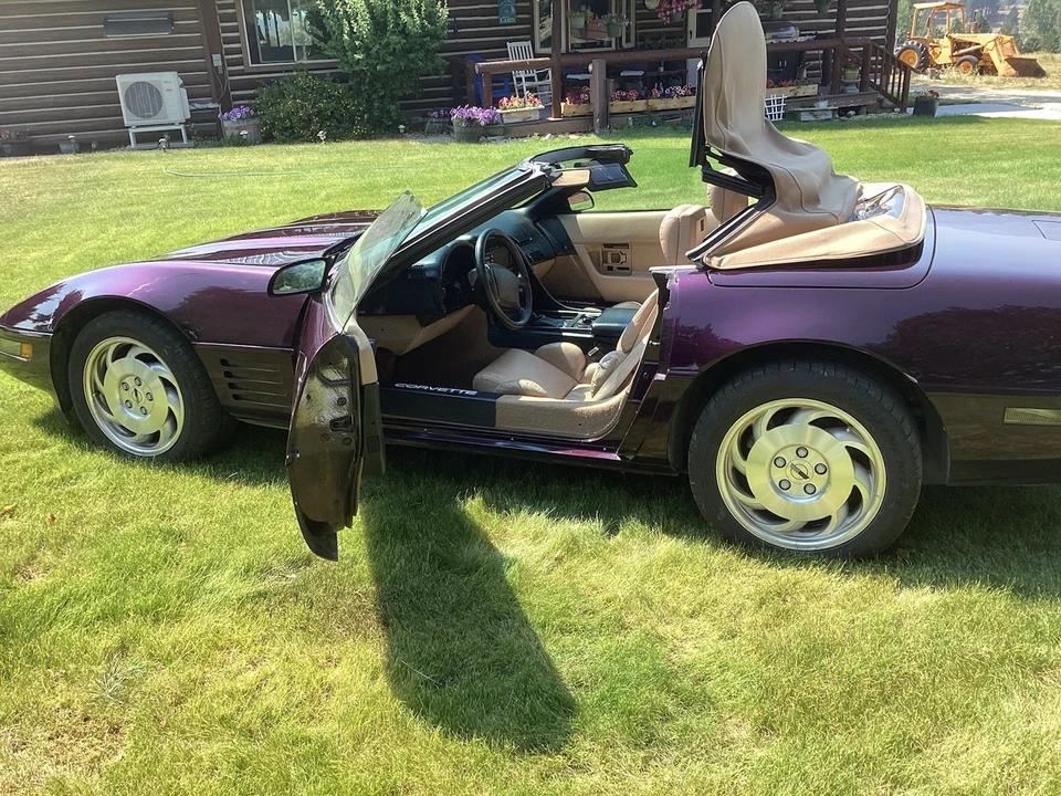 1993 Chevrolet Corvette C4 - Image 8 of 17