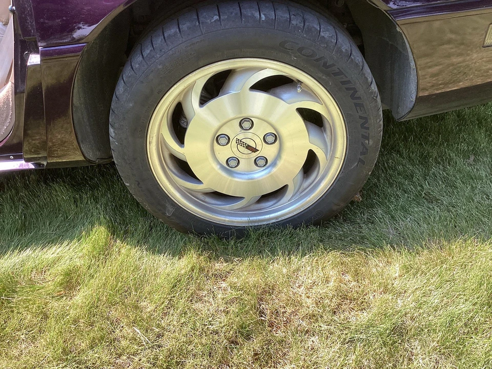 1993 Chevrolet Corvette C4 - Image 2 of 17