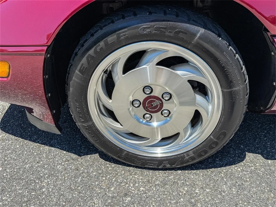 1993 Chevrolet Corvette C4 - Image 13 of 31