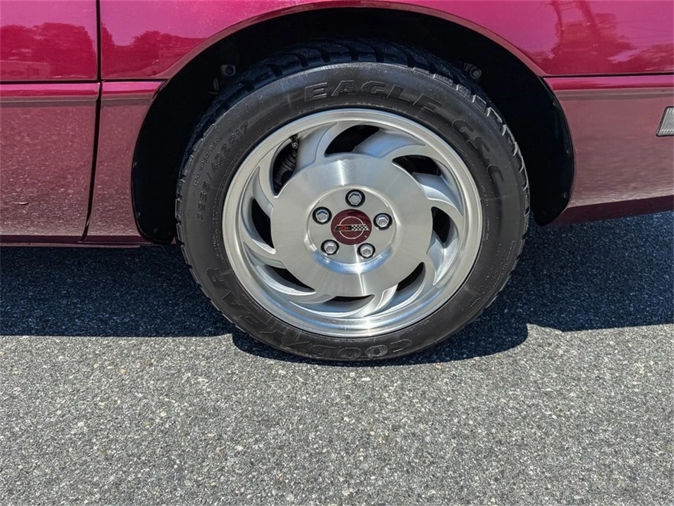 1993 Chevrolet Corvette C4 - Image 14 of 31