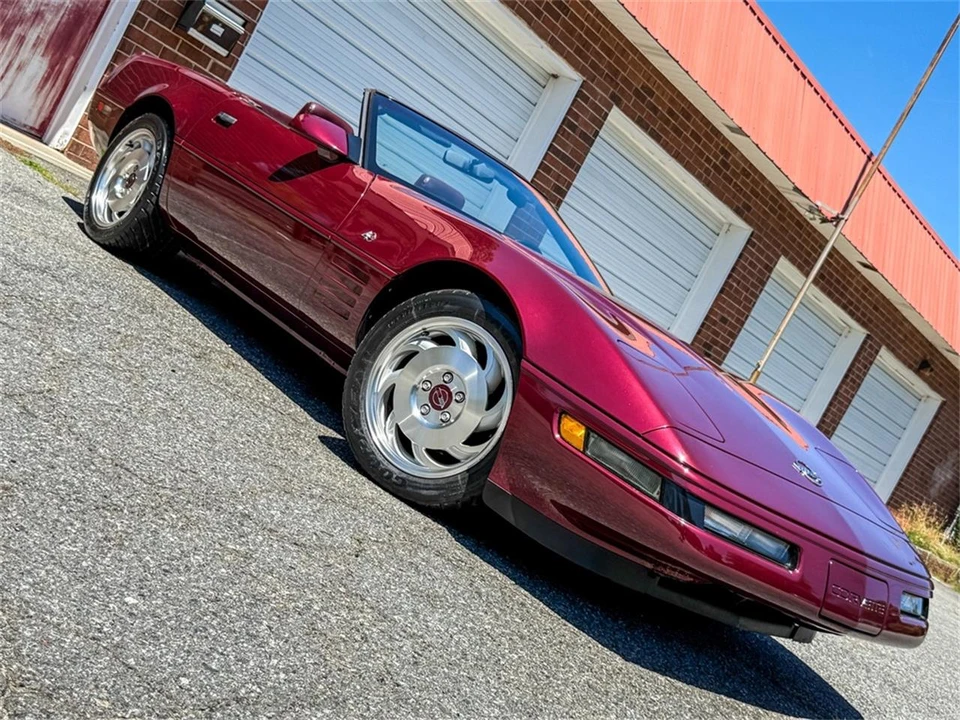 1993 Chevrolet Corvette C4 - Image 24 of 31