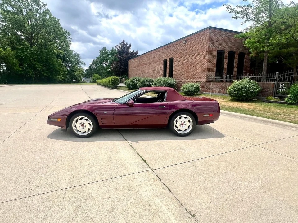 1993 Chevrolet Corvette C4 - Image 9 of 10