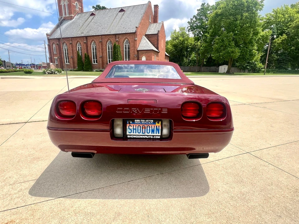 1993 Chevrolet Corvette - Image 8 of 16