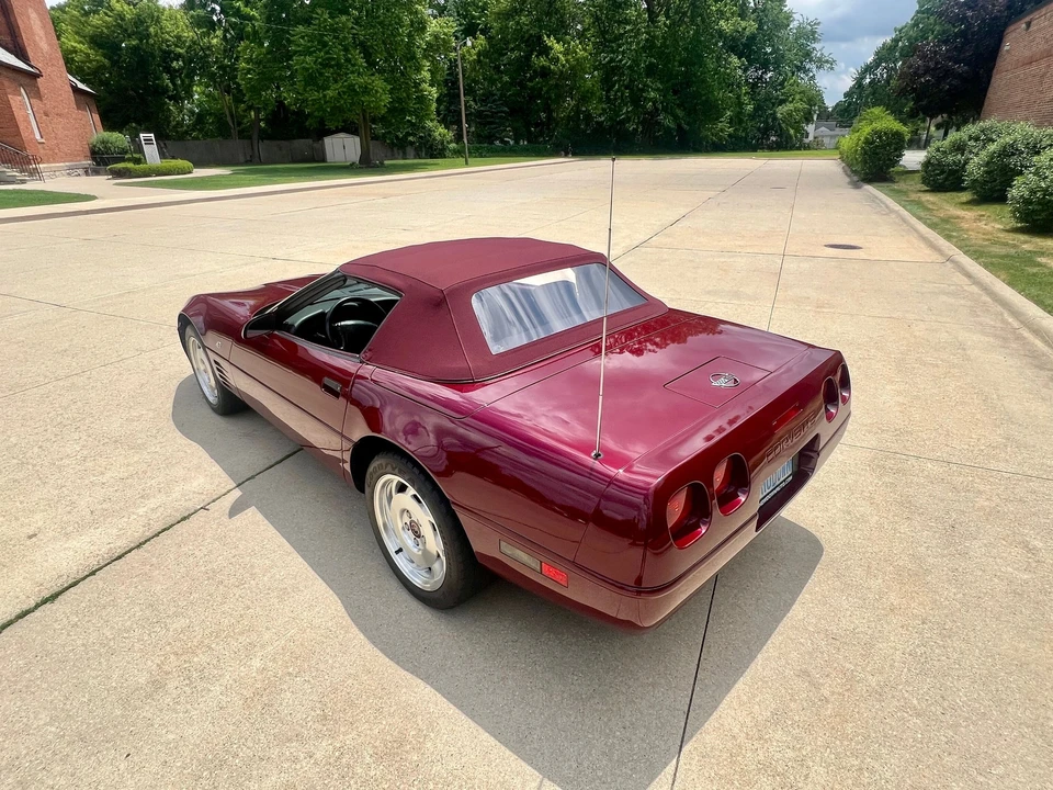 1993 Chevrolet Corvette - Image 16 of 16