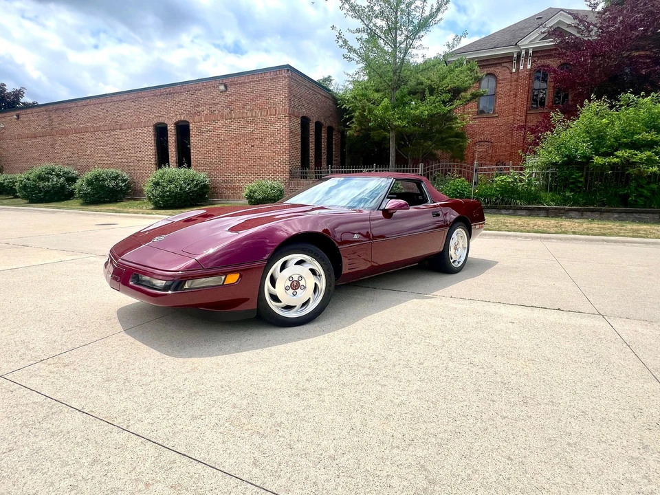 1993 Chevrolet Corvette - Image 2 of 16