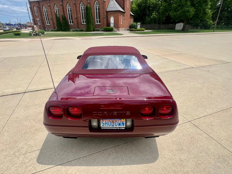 1993 Chevrolet Corvette - Image 15 of 16