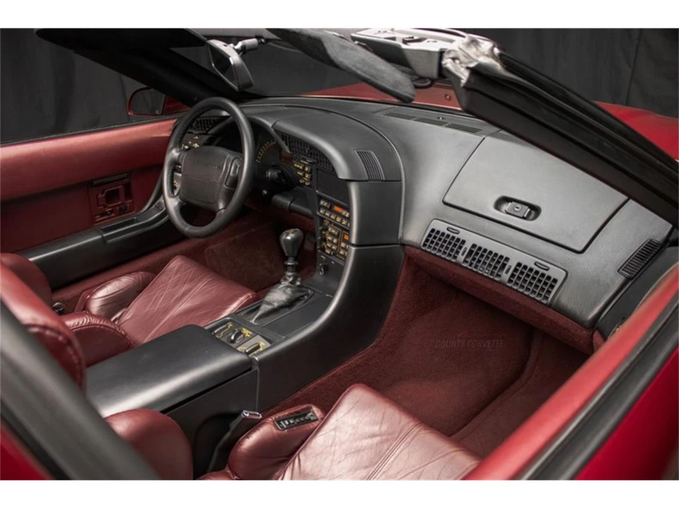 1993 Chevrolet Corvette C4 - Image 27 of 31