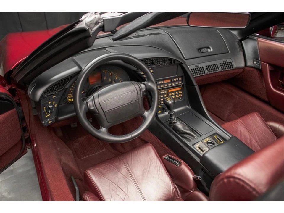 1993 Chevrolet Corvette C4 - Image 28 of 31