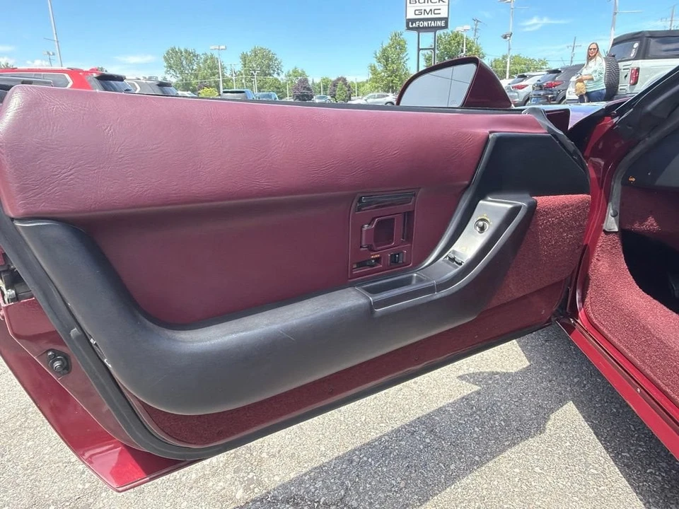 1993 Chevrolet Corvette C4 - Image 11 of 18