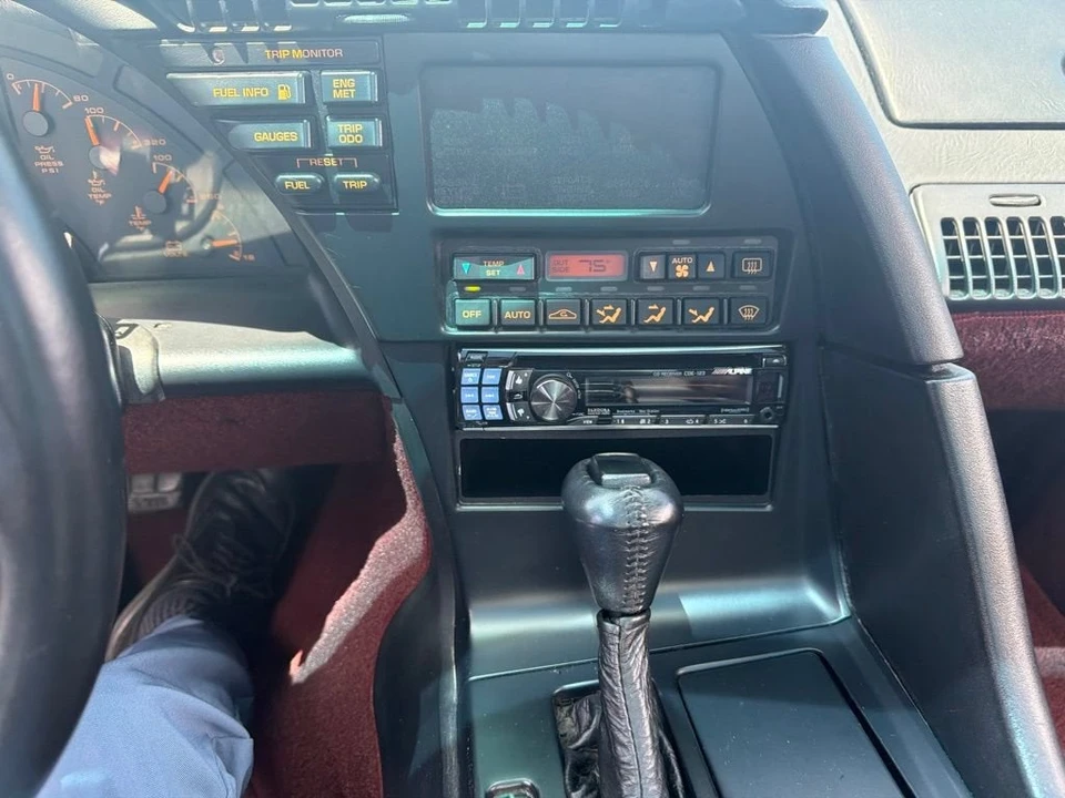 1993 Chevrolet Corvette C4 - Image 16 of 18