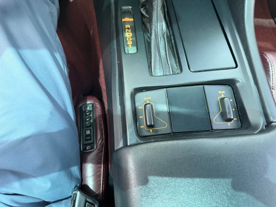 1993 Chevrolet Corvette C4 - Image 17 of 18
