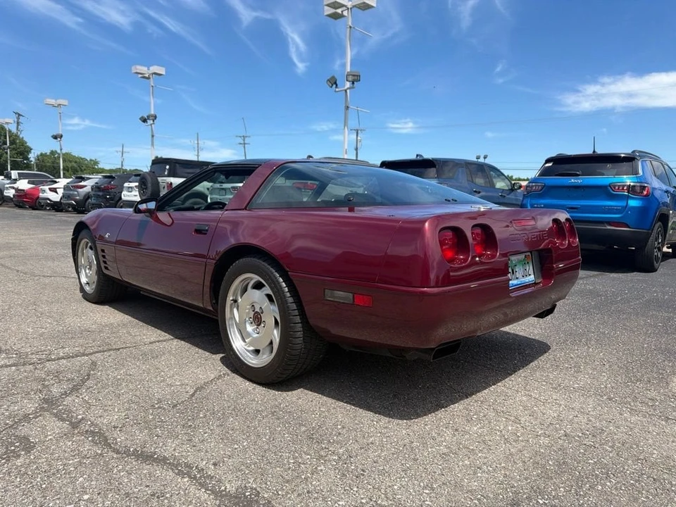 1993 Chevrolet Corvette C4 - Image 6 of 18