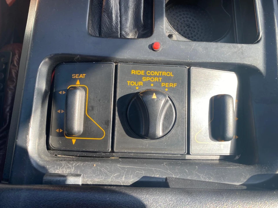 1993 Chevrolet Corvette C4 - Image 27 of 31