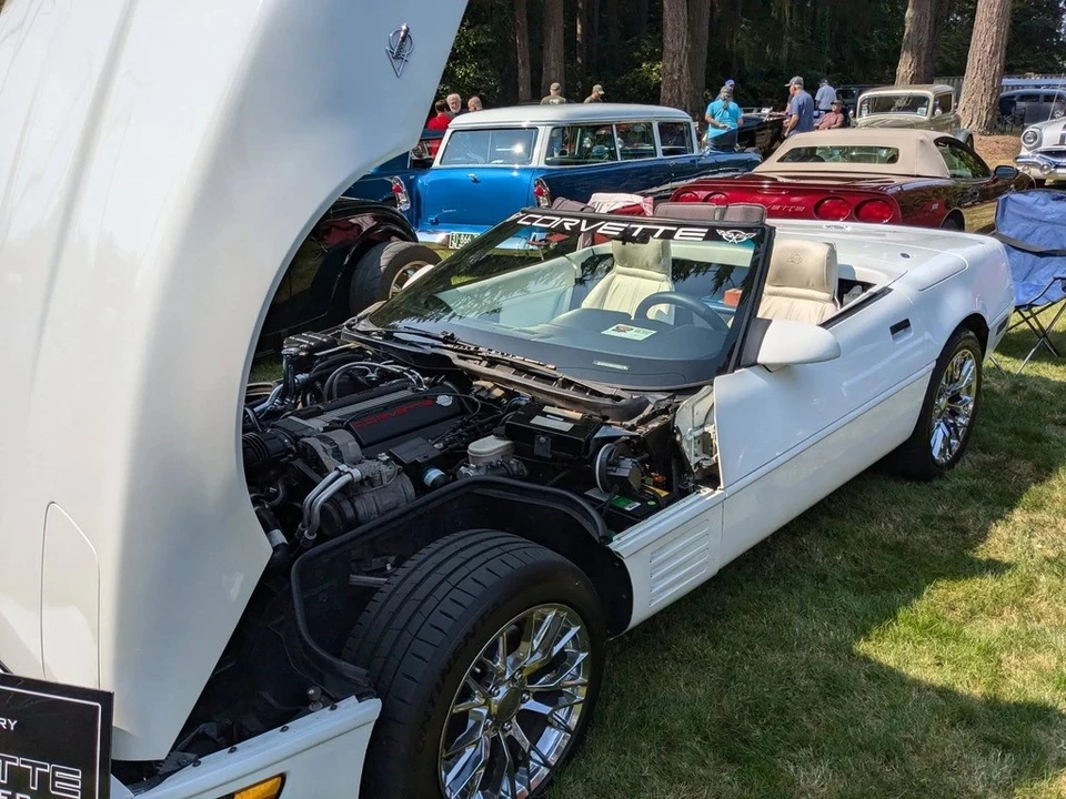 1993 Chevrolet Corvette C4 - Image 6 of 12