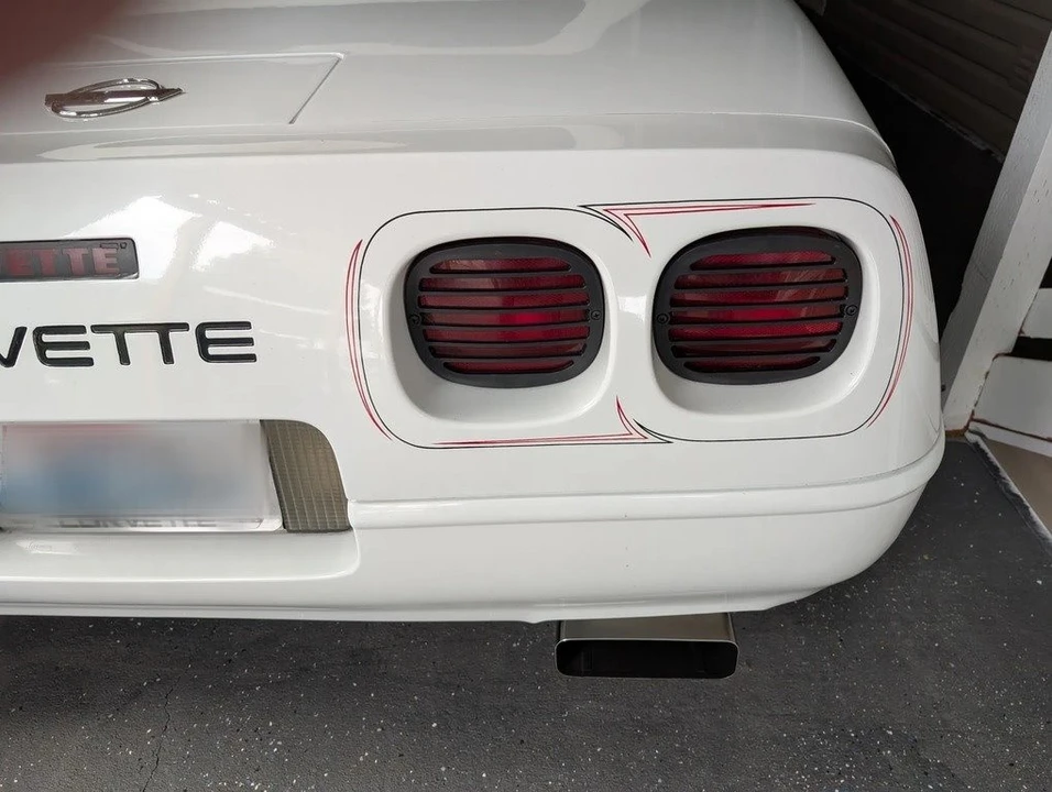 1993 Chevrolet Corvette C4 - Image 15 of 21