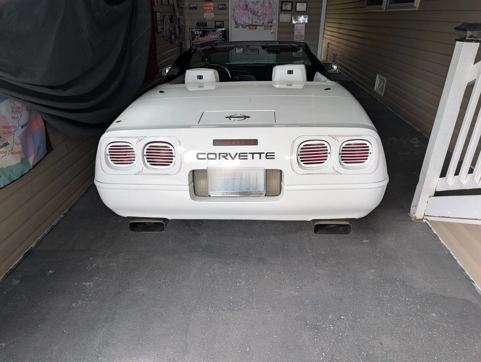 1993 Chevrolet Corvette C4 - Image 13 of 21