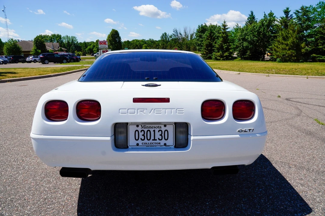 1993 Chevrolet Corvette C4 - Image 5 of 31