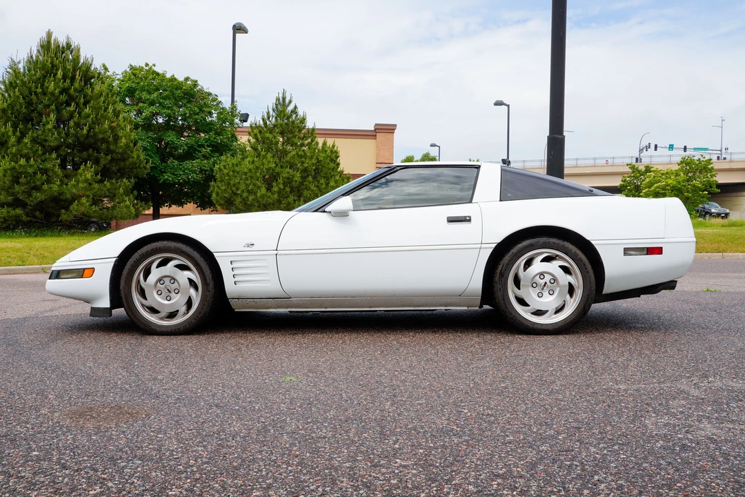 1993 Chevrolet Corvette C4 - Image 3 of 9
