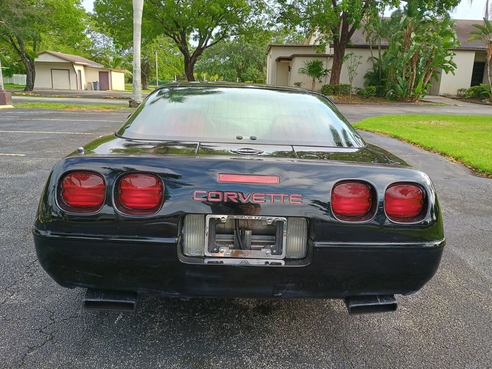 1993 Chevrolet Corvette C4 - Image 5 of 12