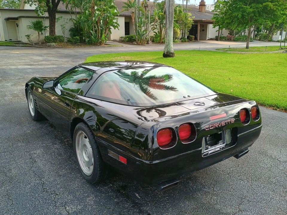 1993 Chevrolet - Image 4 of 12