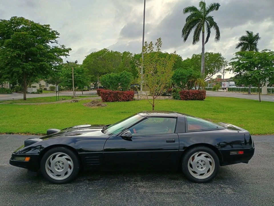 1993 Chevrolet Corvette C4 - Image 3 of 12