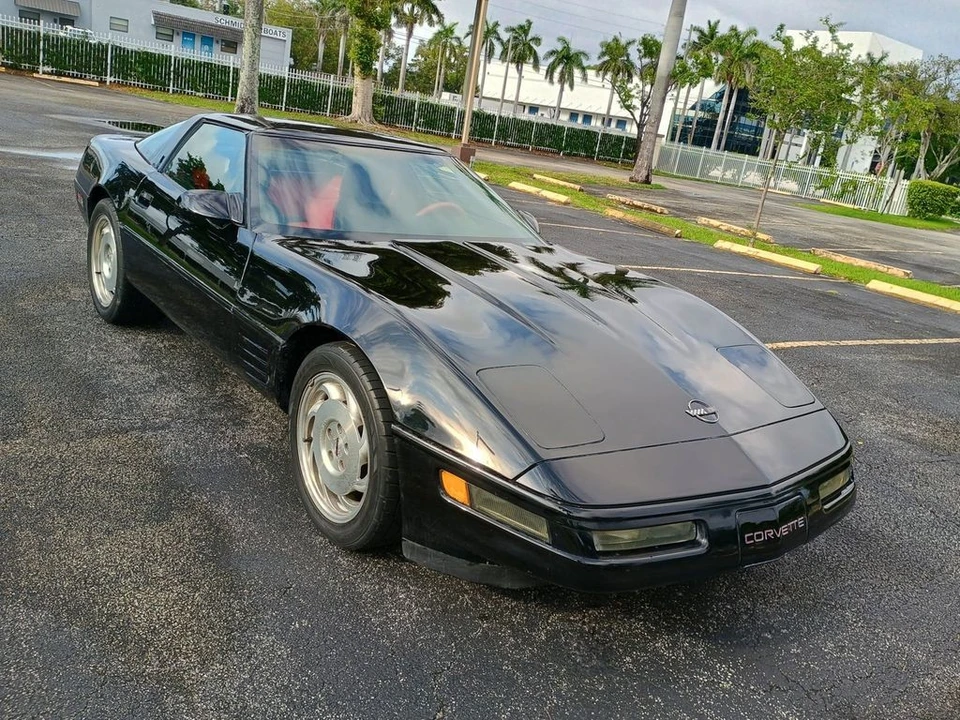 1993 Chevrolet Corvette C4 - Image 8 of 12