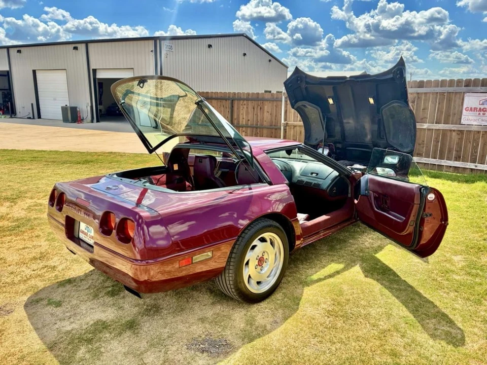 1993 Chevrolet Corvette C4 - Image 23 of 26