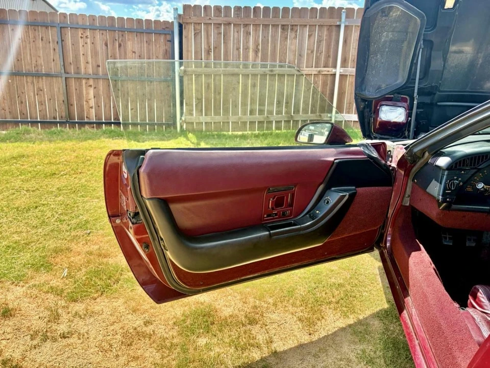1993 Chevrolet Corvette C4 - Image 9 of 26