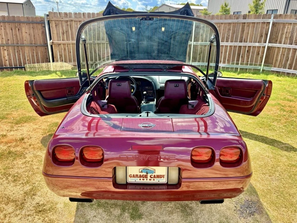 1993 Chevrolet Corvette C4 - Image 19 of 26