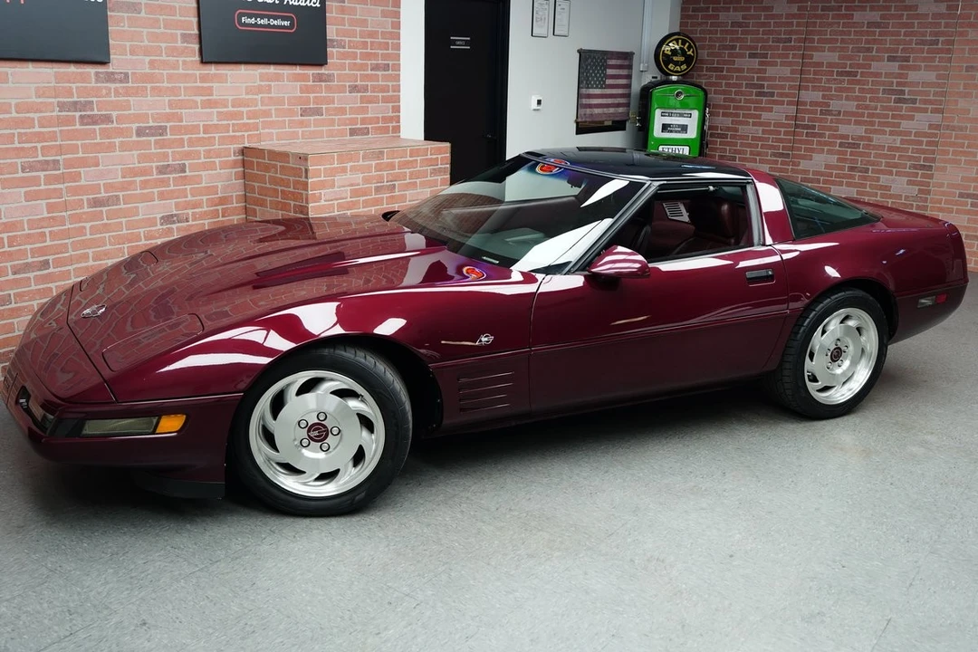 1993 Chevrolet Corvette C4 - Image 8 of 12