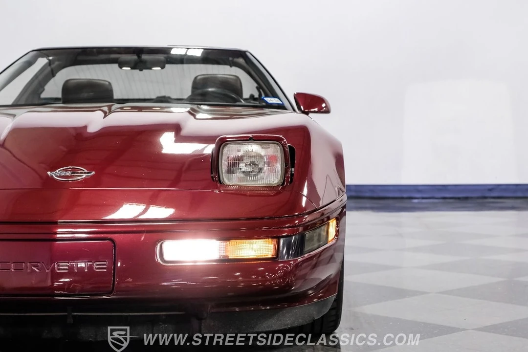 1993 Chevrolet Corvette C4 - Image 18 of 21