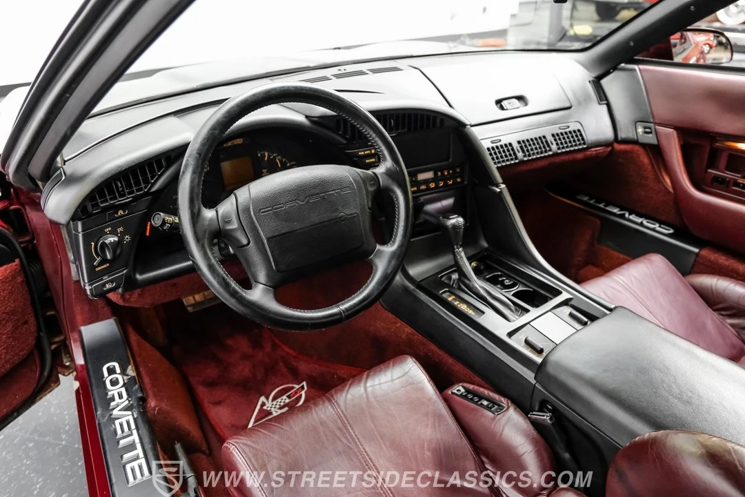 1993 Chevrolet Corvette C4 - Image 5 of 31