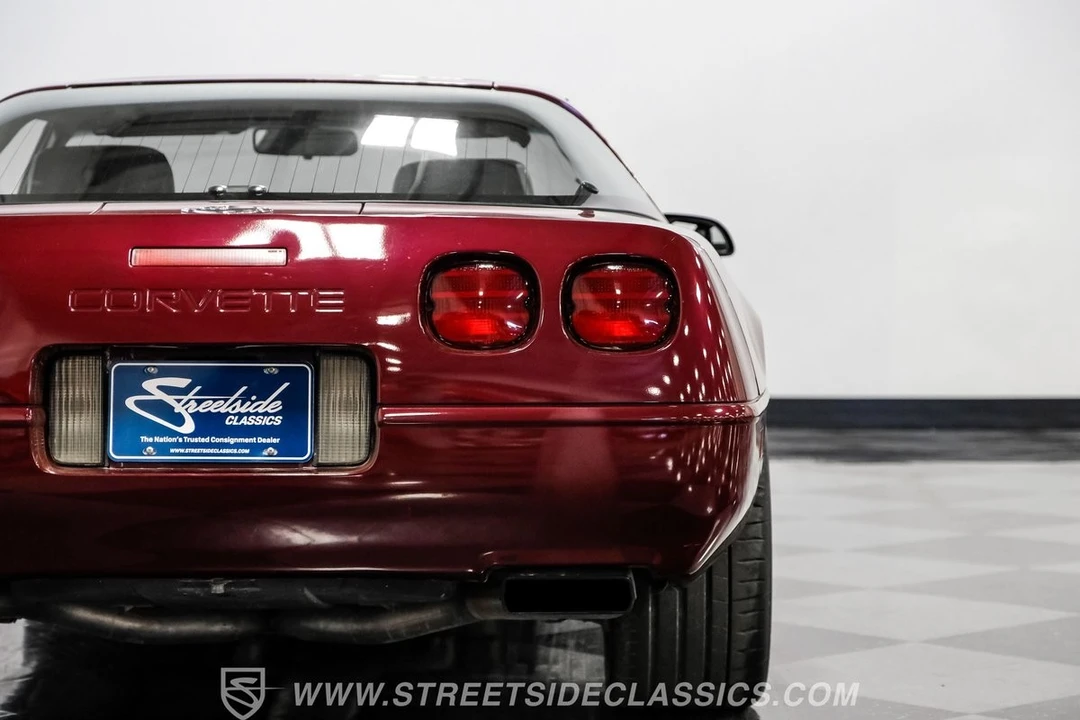 1993 Chevrolet Corvette C4 - Image 26 of 31