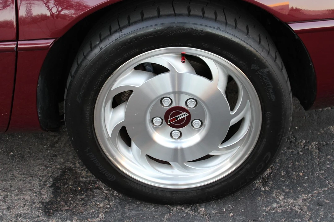 1993 Chevrolet Corvette C4 - Image 22 of 31