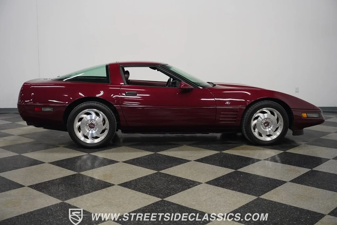 1993 Chevrolet Corvette C4 - Image 18 of 21
