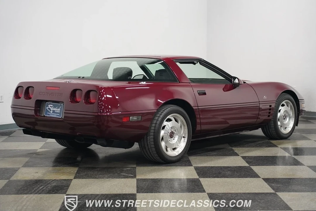 1993 Chevrolet Corvette C4 - Image 16 of 21