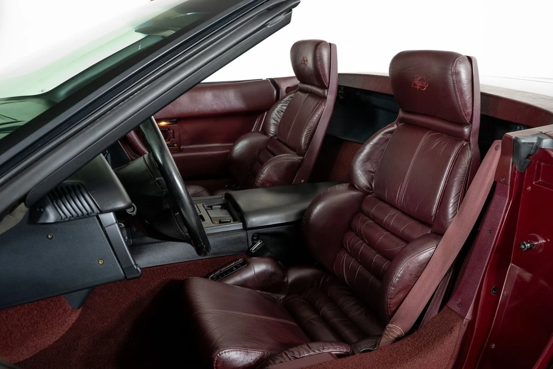 1993 Chevrolet Corvette C4 - Image 19 of 31