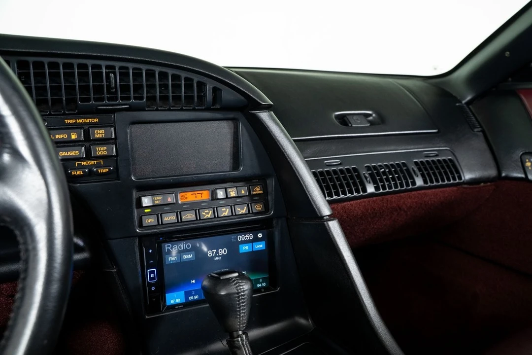 1993 Chevrolet Corvette C4 - Image 25 of 31